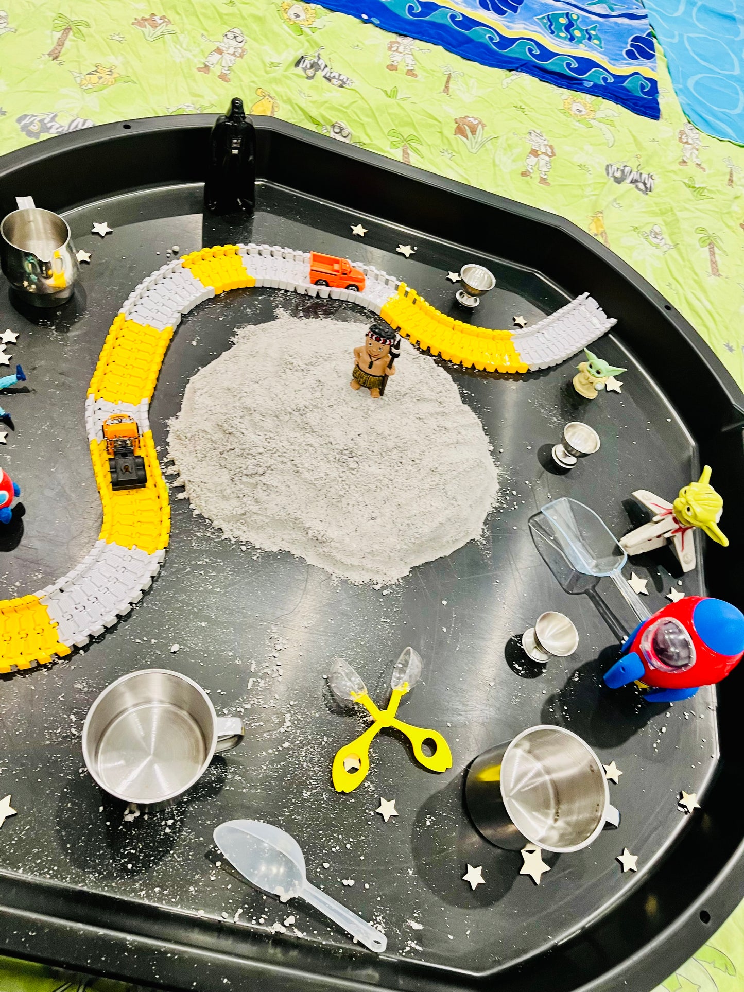 Out of This World Messy Session (25/09/26)